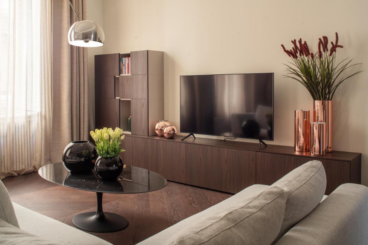 Sant'Ambrogio Luxury Apartment R&R Milano Eksteriør billede