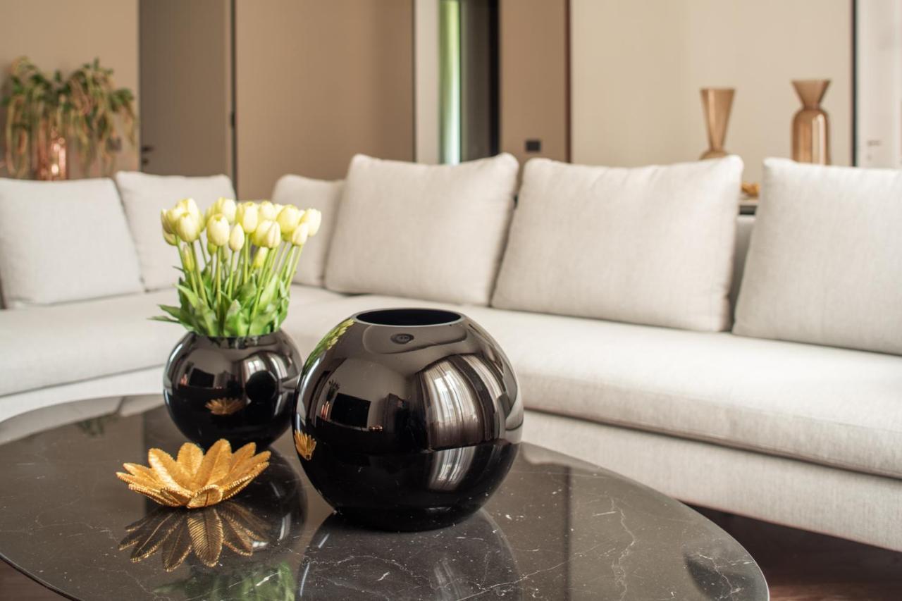 Sant'Ambrogio Luxury Apartment R&R Milano Eksteriør billede